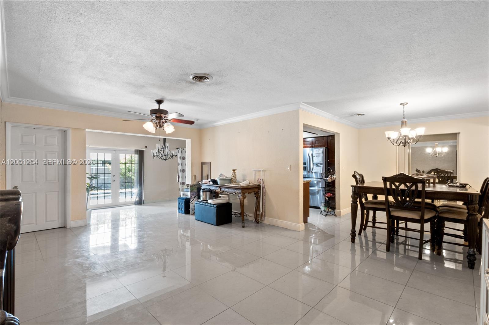 3821 E Lake Ter — Photo 4