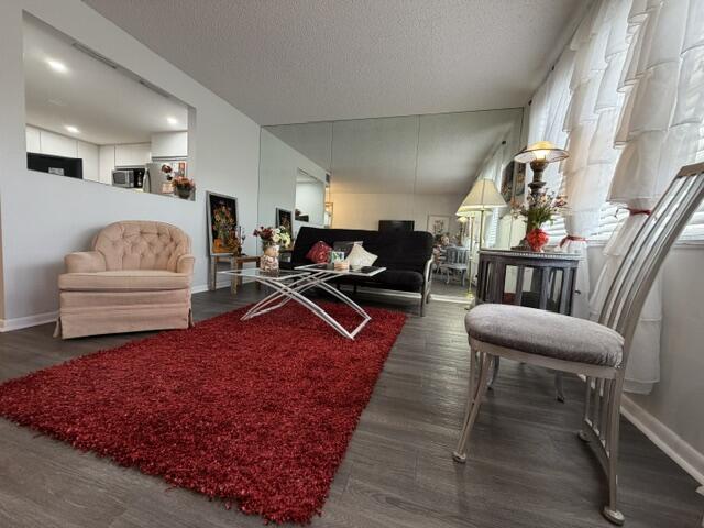 3304 ARUBA Way # E2 — Photo 5