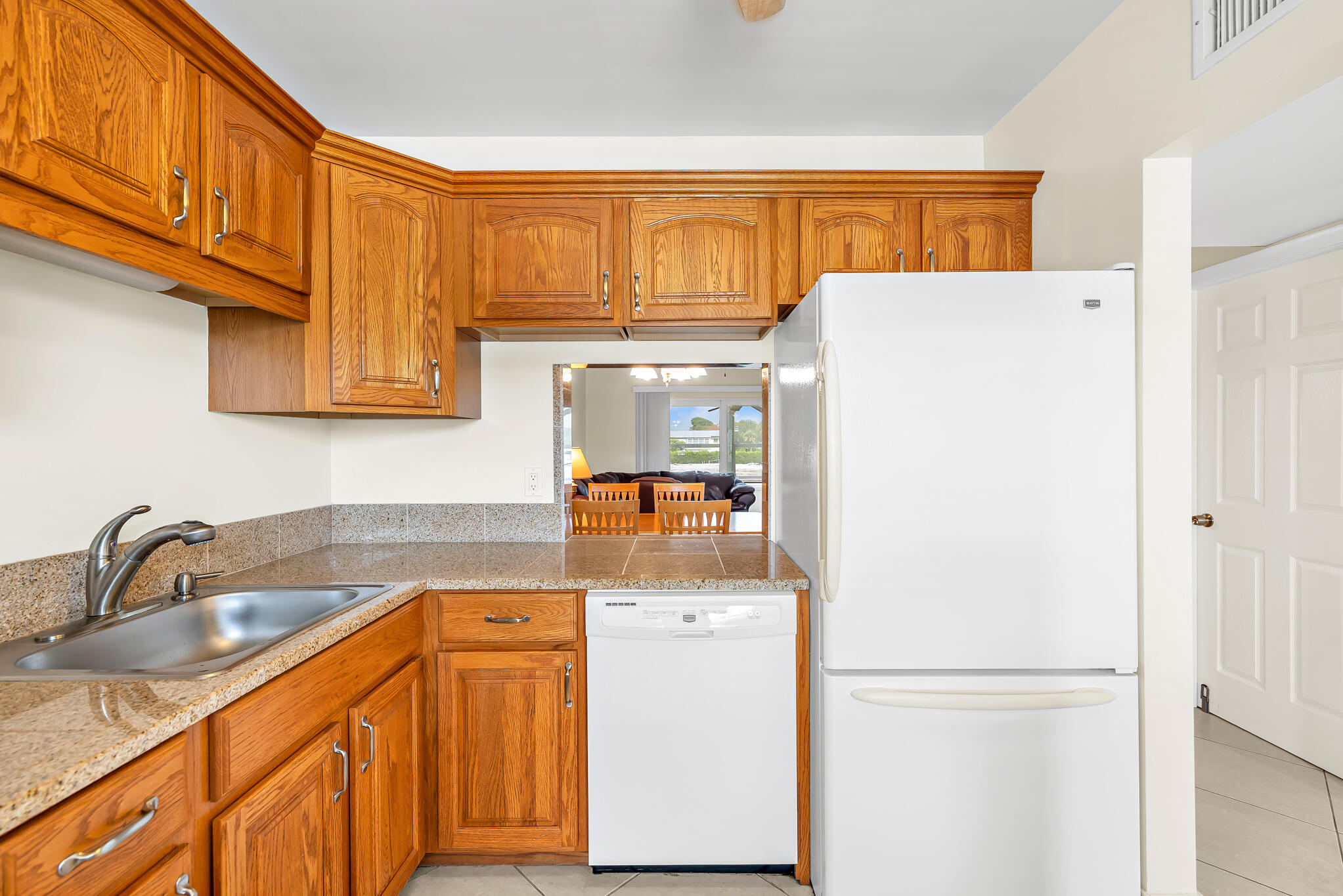601 NW 76th Terrace # 206 — Photo 4
