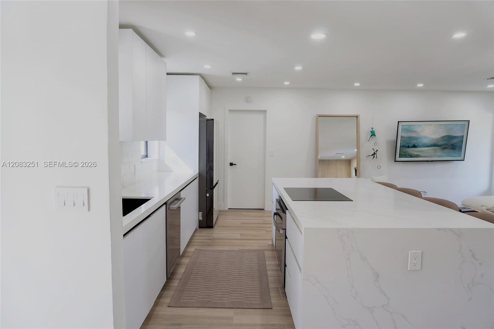 8340 SW 41st Ter — Photo 5