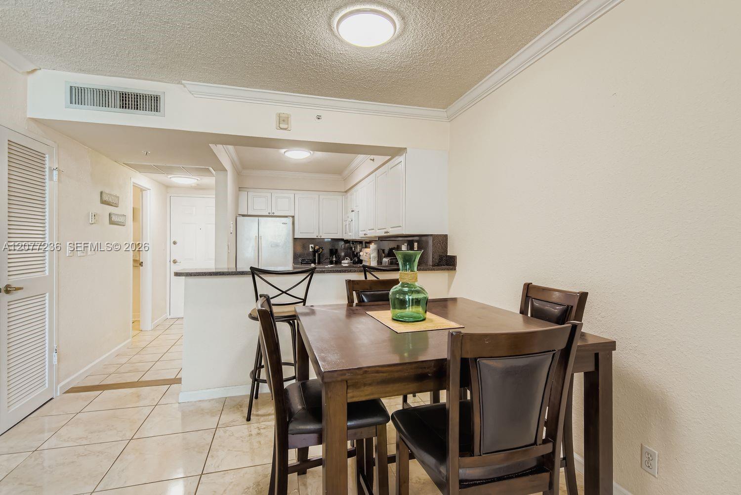 2501 S Ocean Dr — Photo 5