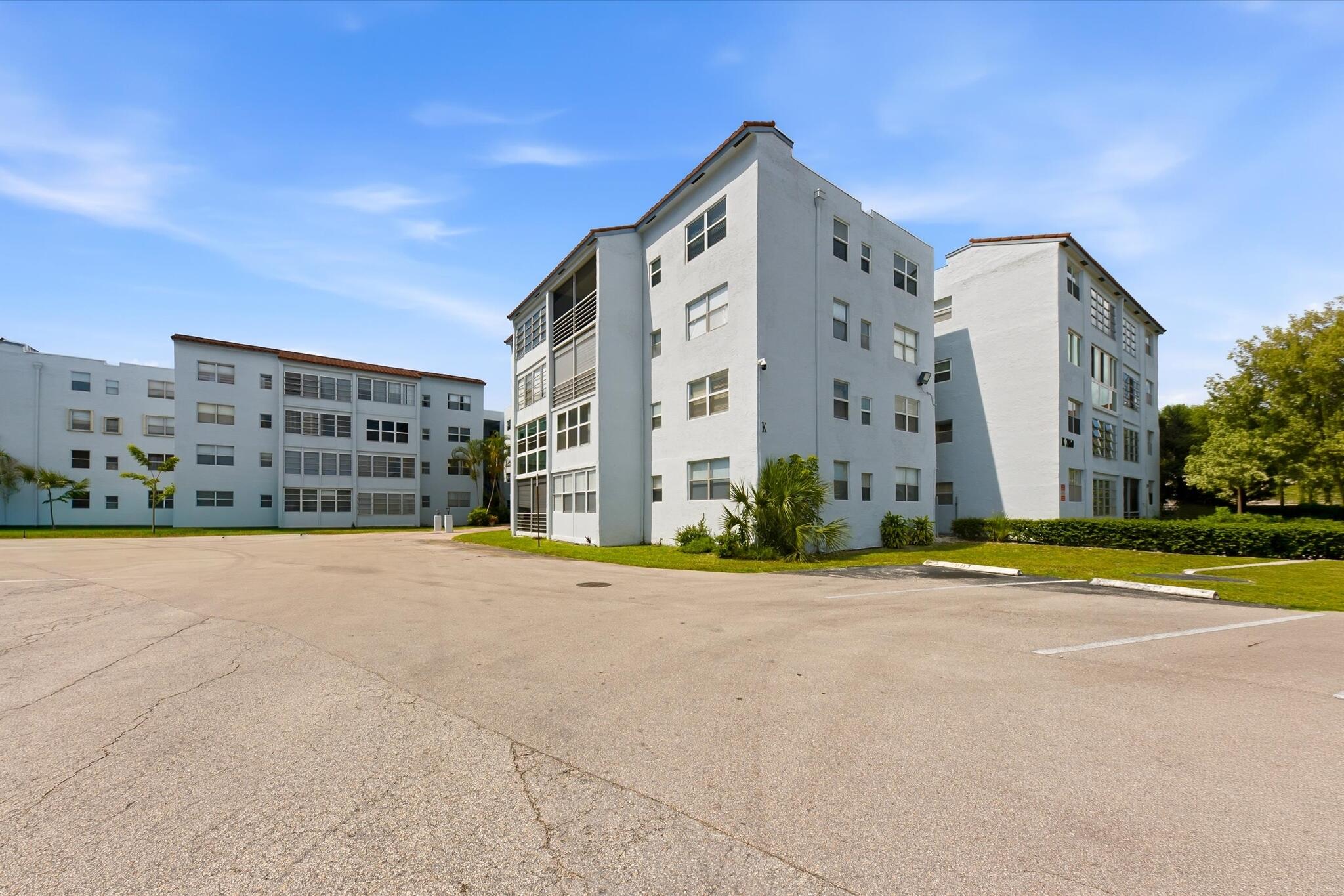 2860 Somerset Drive # 412k, Lauderdale Lakes FL 33311