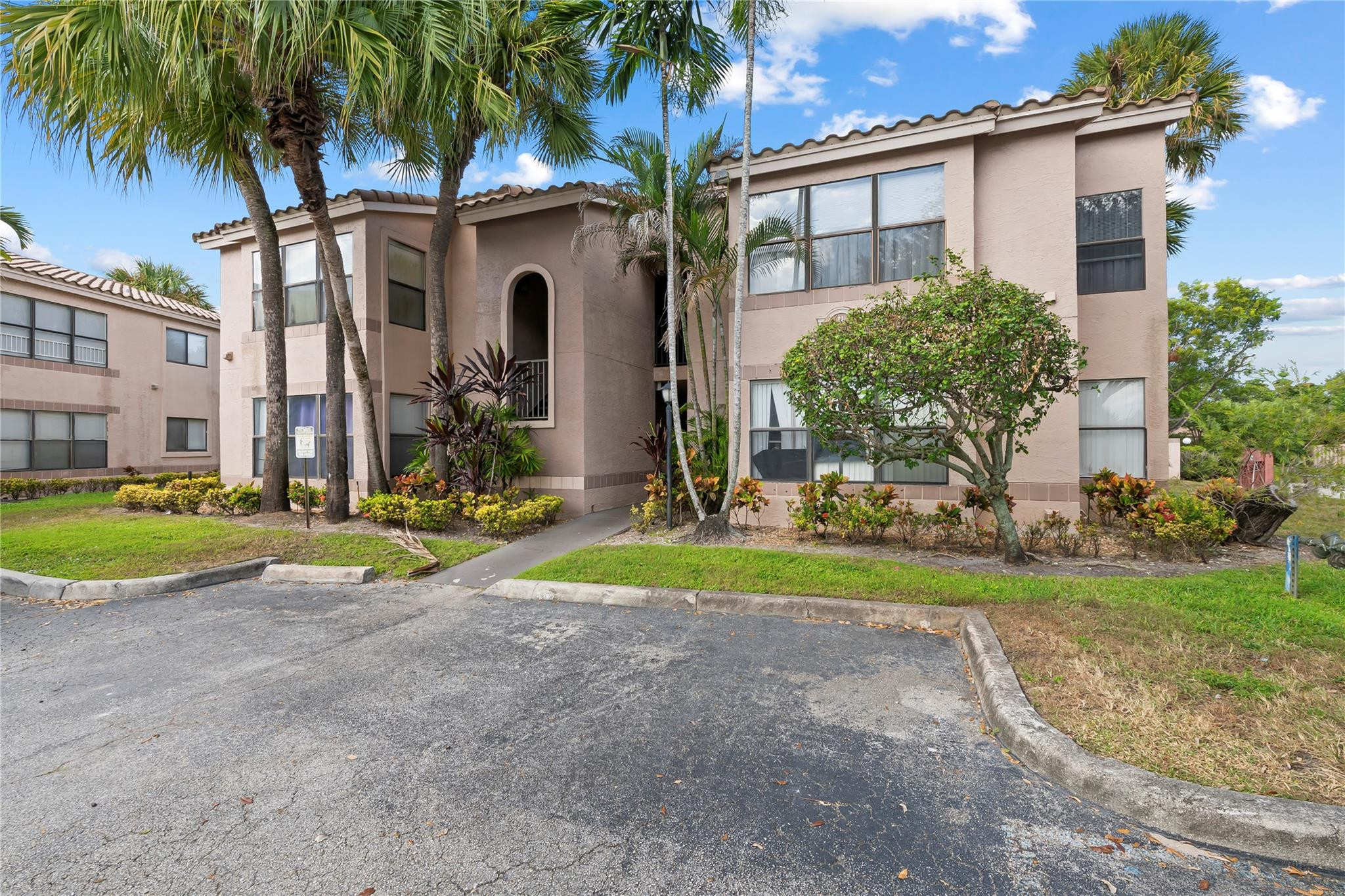 2926 S University Drive # 6205, Davie FL 33328