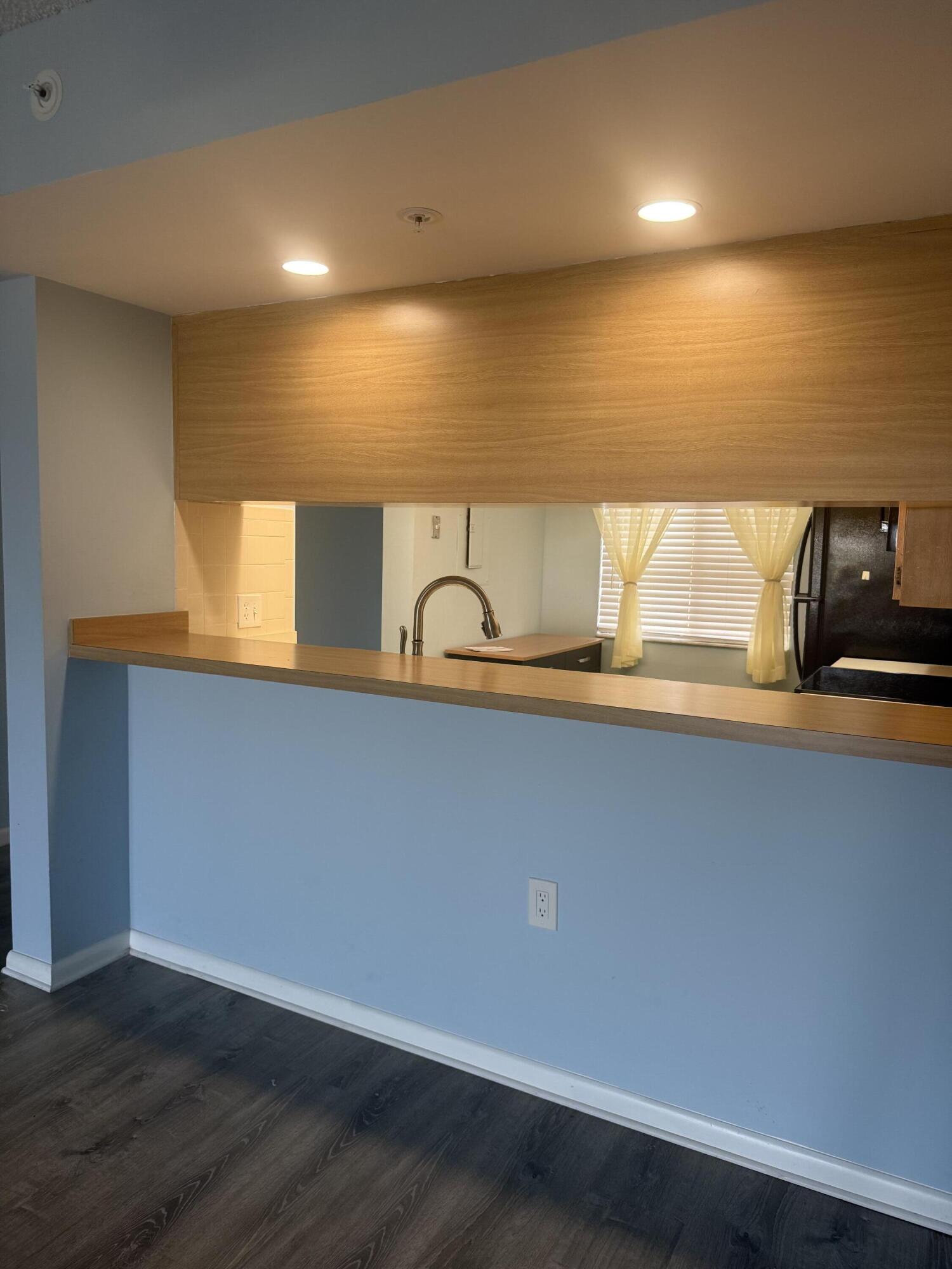101 OCEAN BLUFFS Boulevard # 402 — Photo 3
