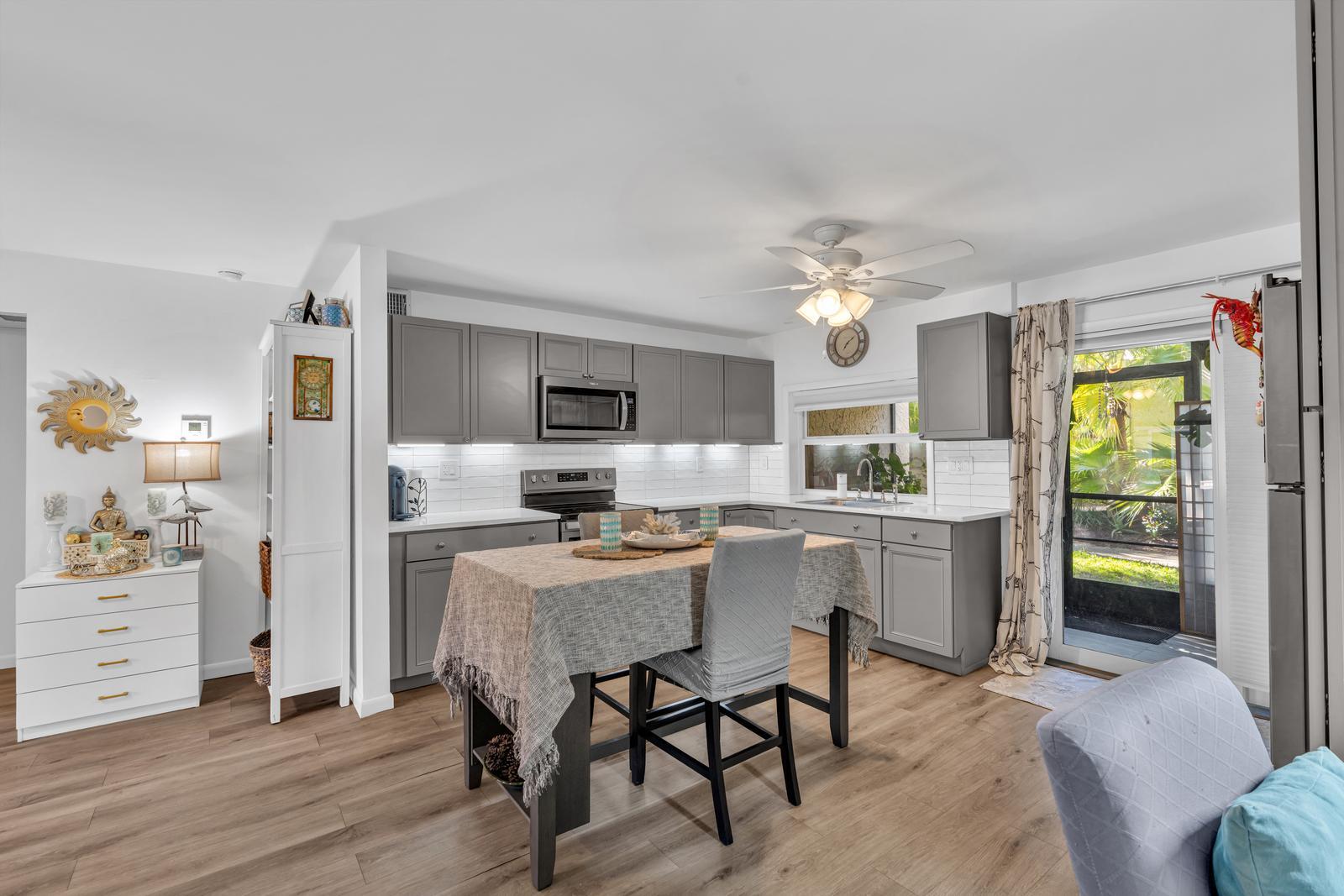 5314 NE 6 Avenue # E20, Oakland Park FL 33334