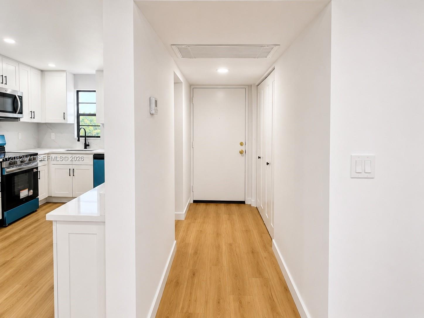 9233 SW 8th St # 207 — Photo 2
