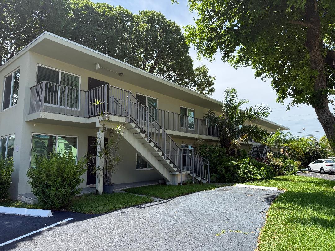 2317 NE 2nd Street # 5, Pompano Beach FL 33062