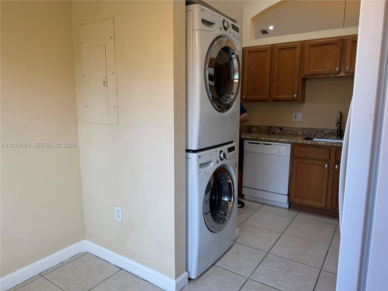 16320 SW 103rd Ter — Photo 5