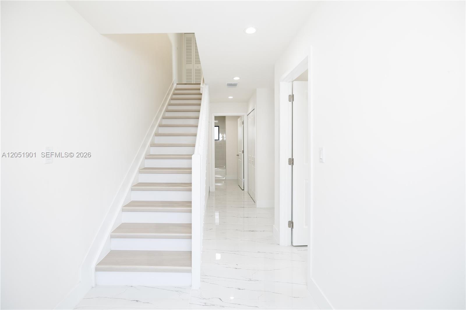 2323 NW 55th Ter — Photo 3