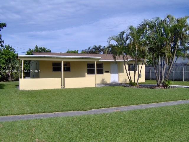 12096 Dolphin Dr, Palm Beach Gardens FL 33410