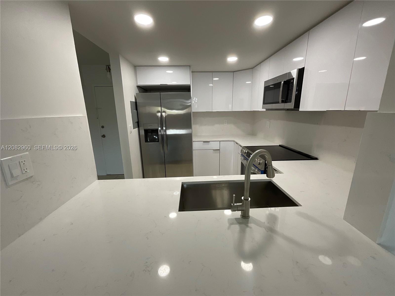 11235 SW 88th St # 107E — Photo 2