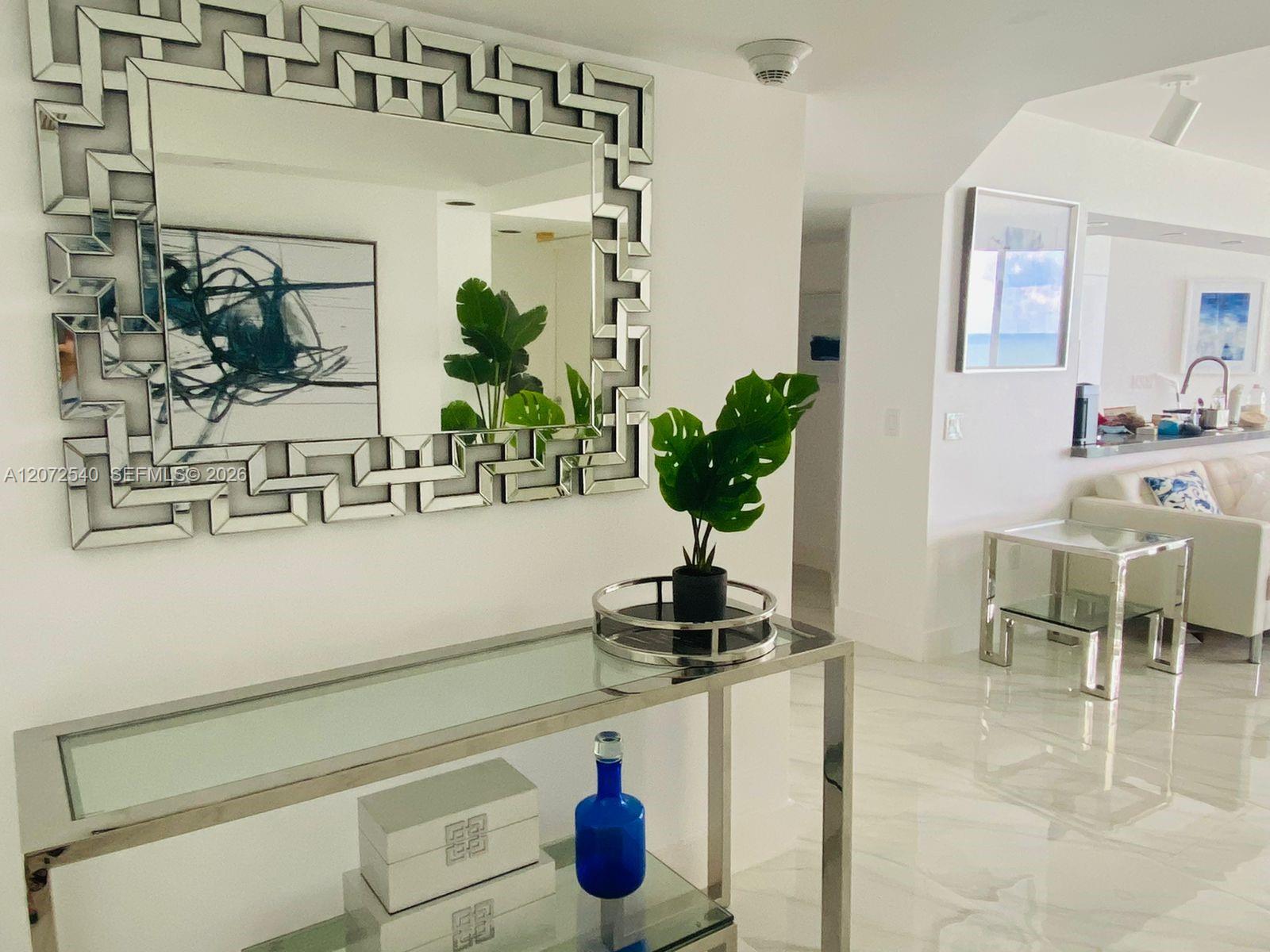 16445 Collins Ave # 1624 — Photo 2