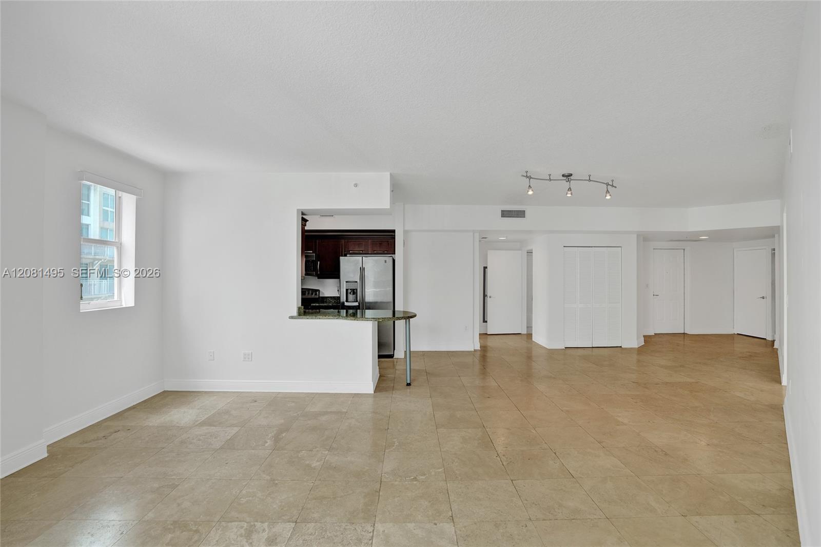 7275 SW 90th St # C410 — Photo 4