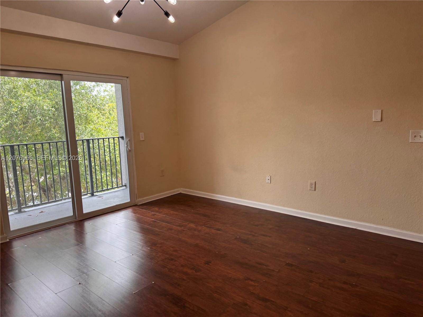 15400 SW 284th St # 1304 — Photo 3