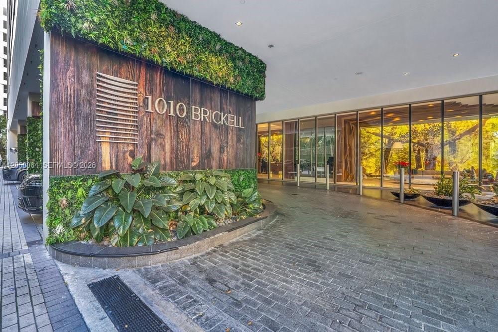 1010 Brickell Ave # 1810, Miami FL 33131