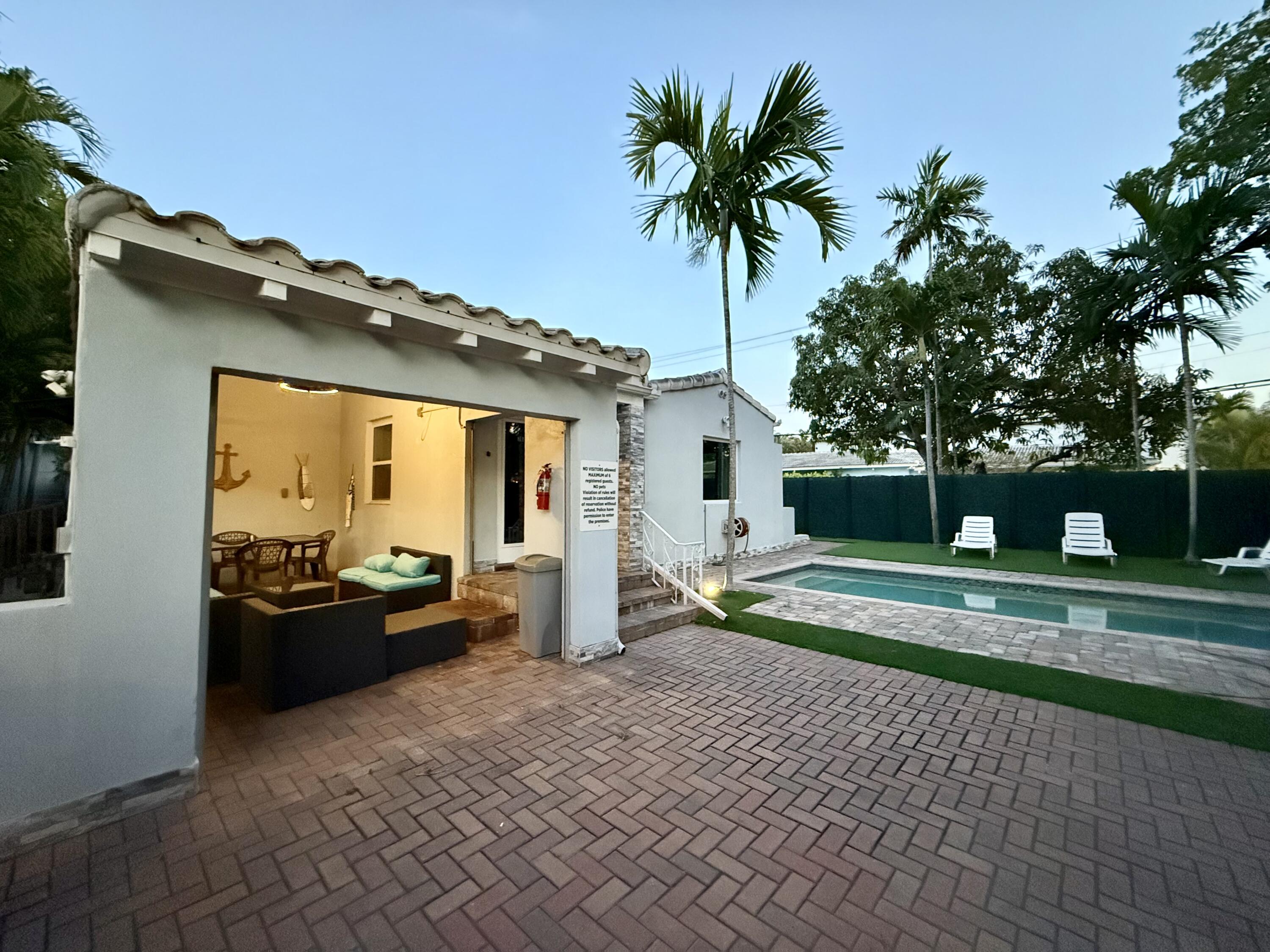 700 NE 17th Way, Fort Lauderdale FL 33304