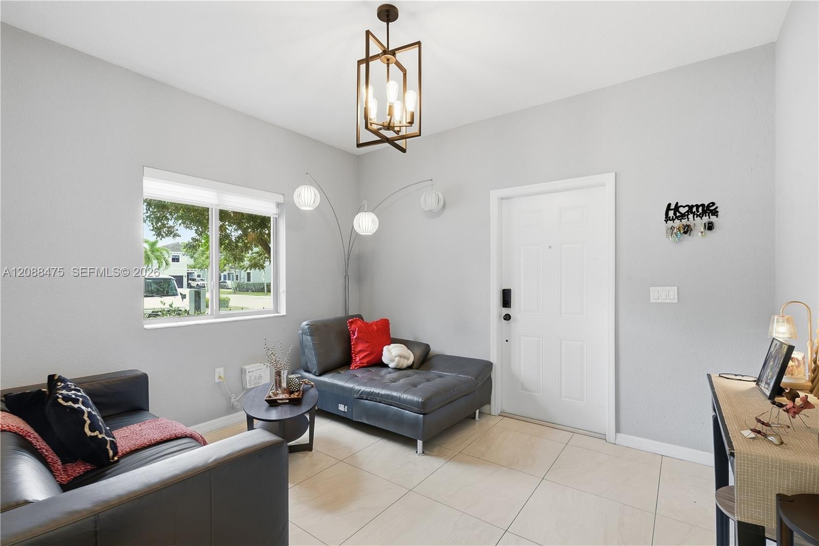 16335 SW 44th Ter — Photo 4