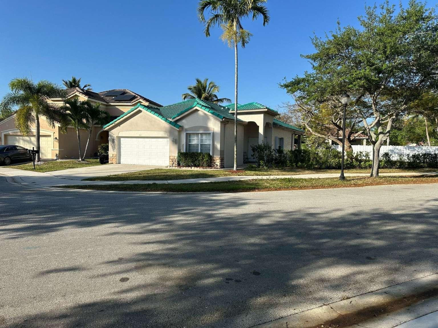 862 Vista Meadows Drive, Weston FL 33327