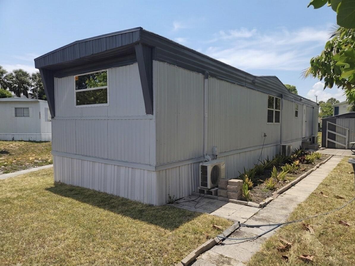 2407 NW 20th Avenue, Boynton Beach FL 33436