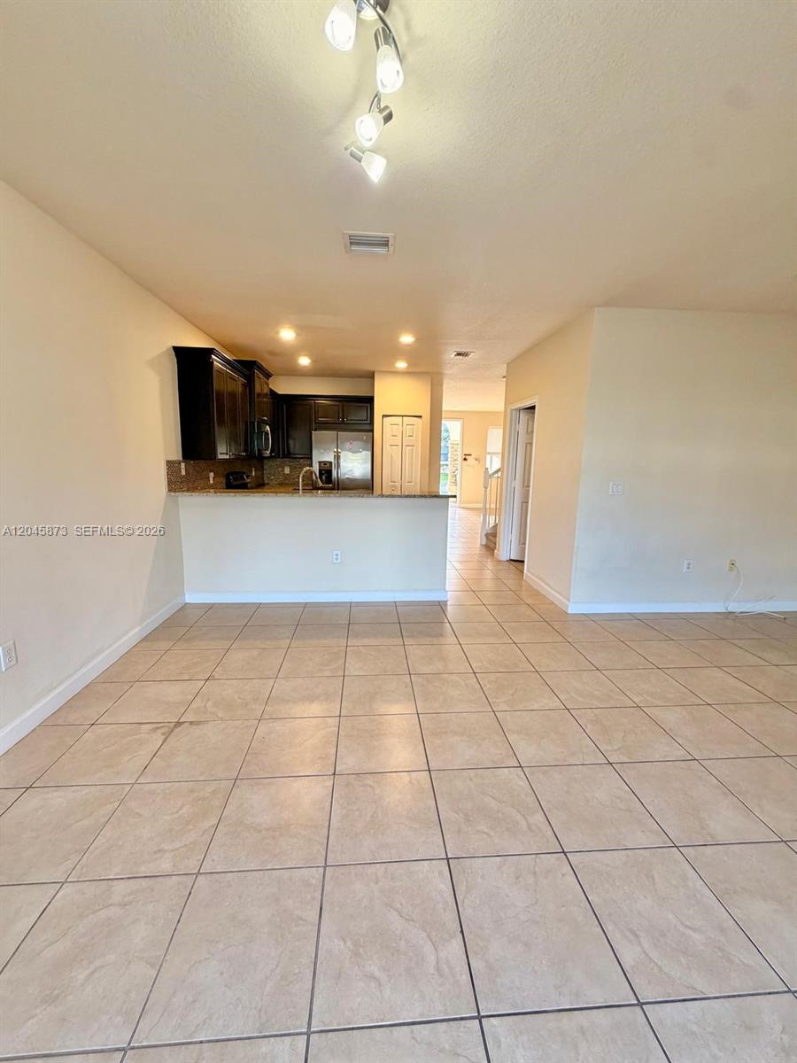 8965 NW 98th Ave View 11