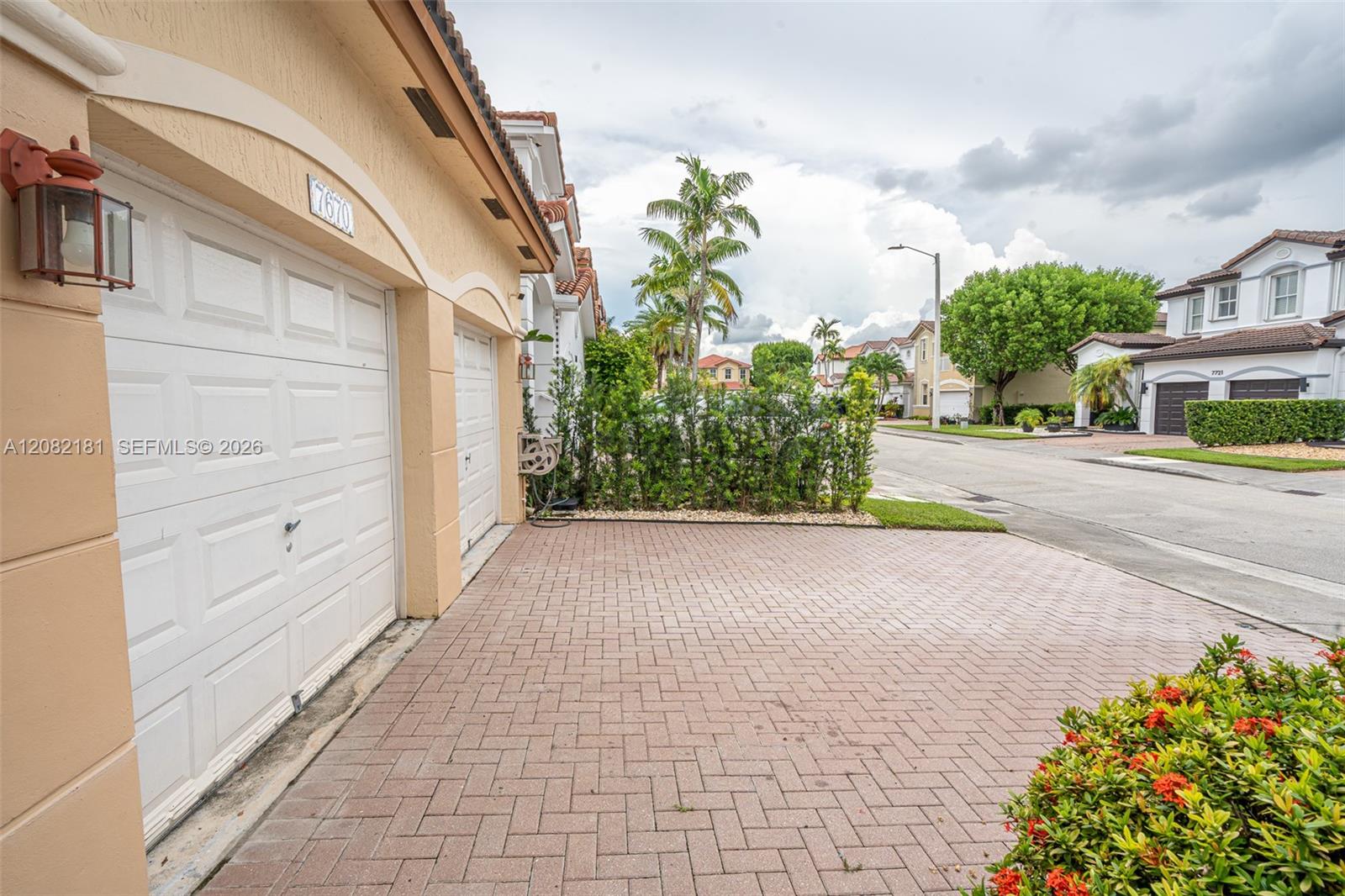 7670 NW 113th Path — Photo 4