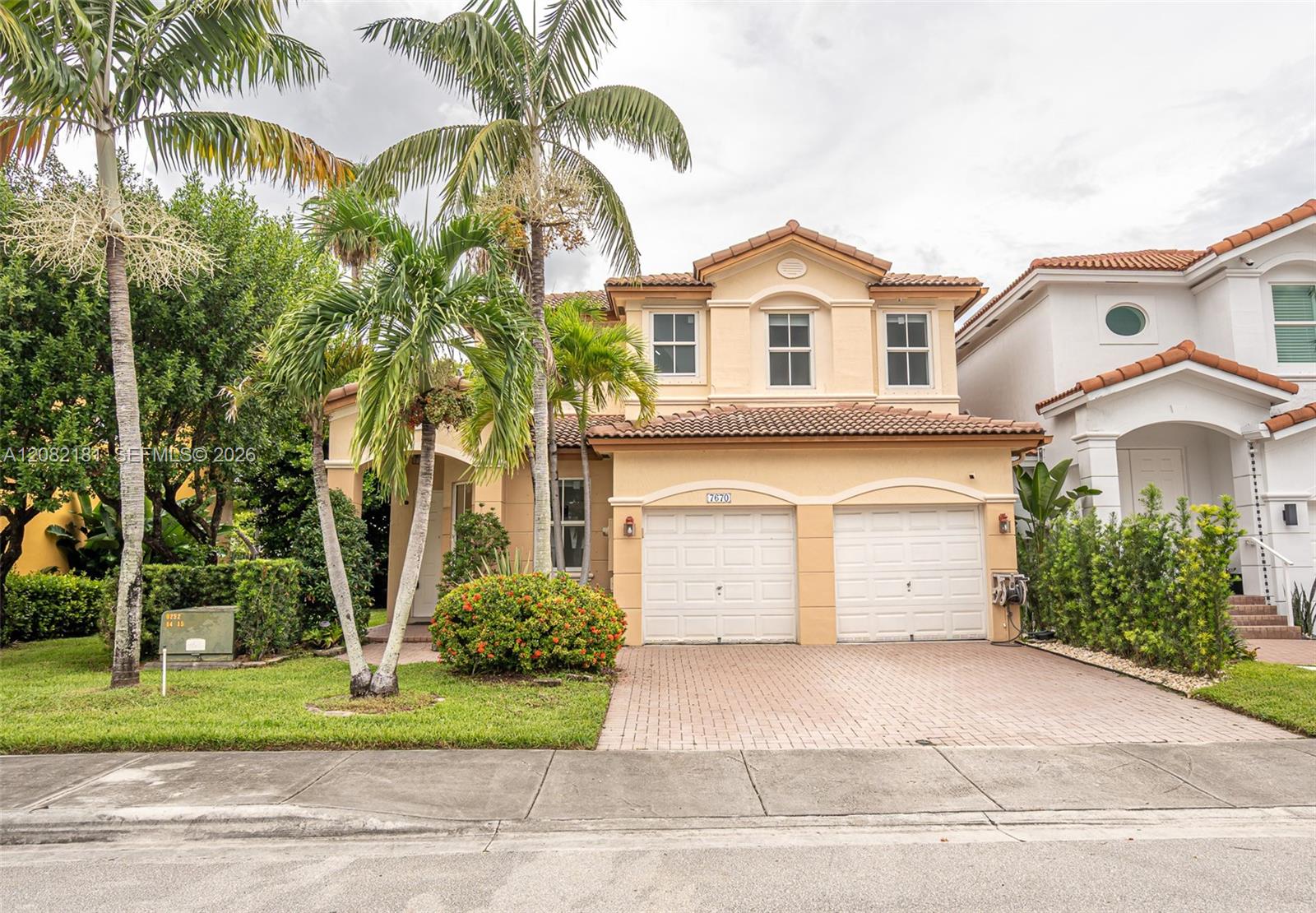 7670 NW 113th Path — Photo 5