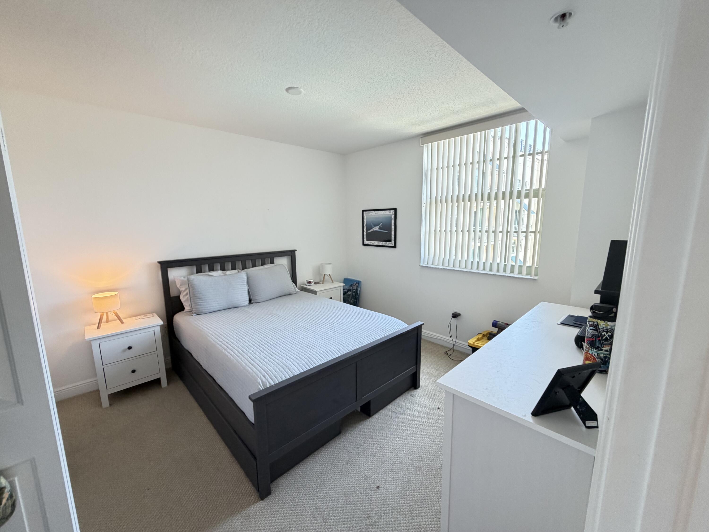 610 CLEMATIS Street # 711 — Photo 4