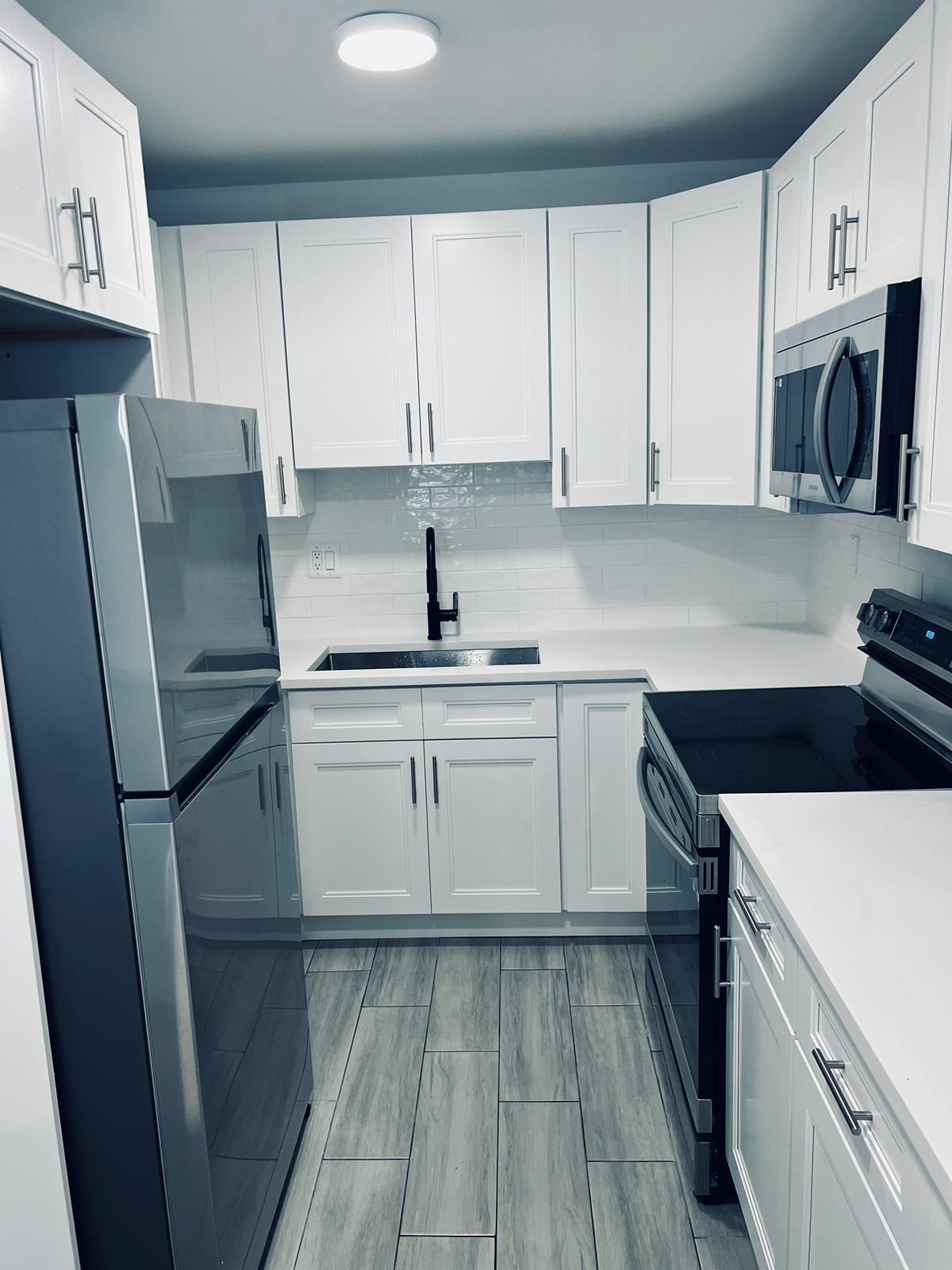 930 N 14 Court Apt 1, Hollywood FL 33020