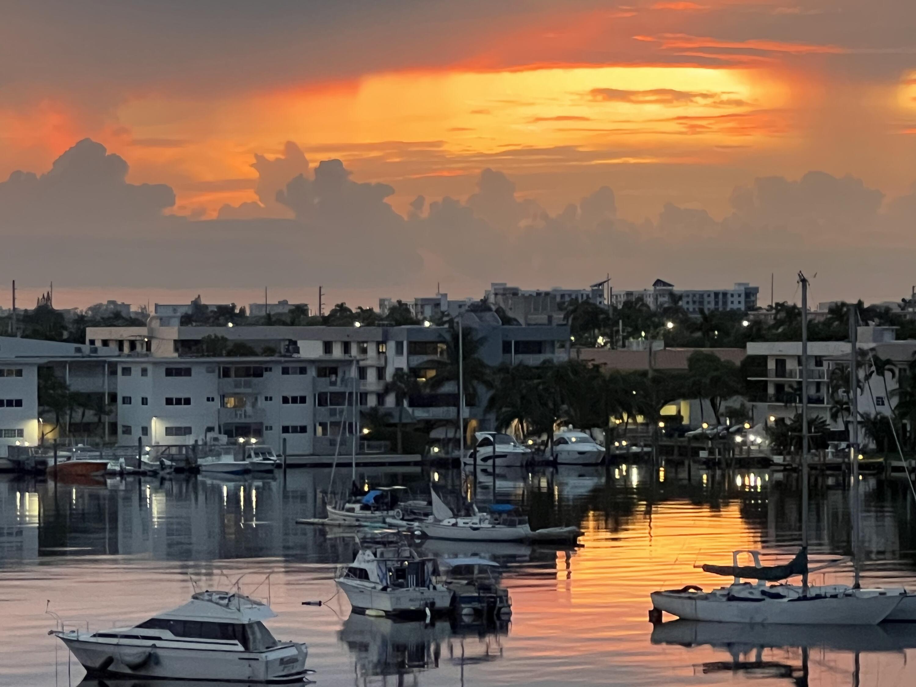 126 Golden Isles Drive # 52A, Hallandale Beach FL 33009