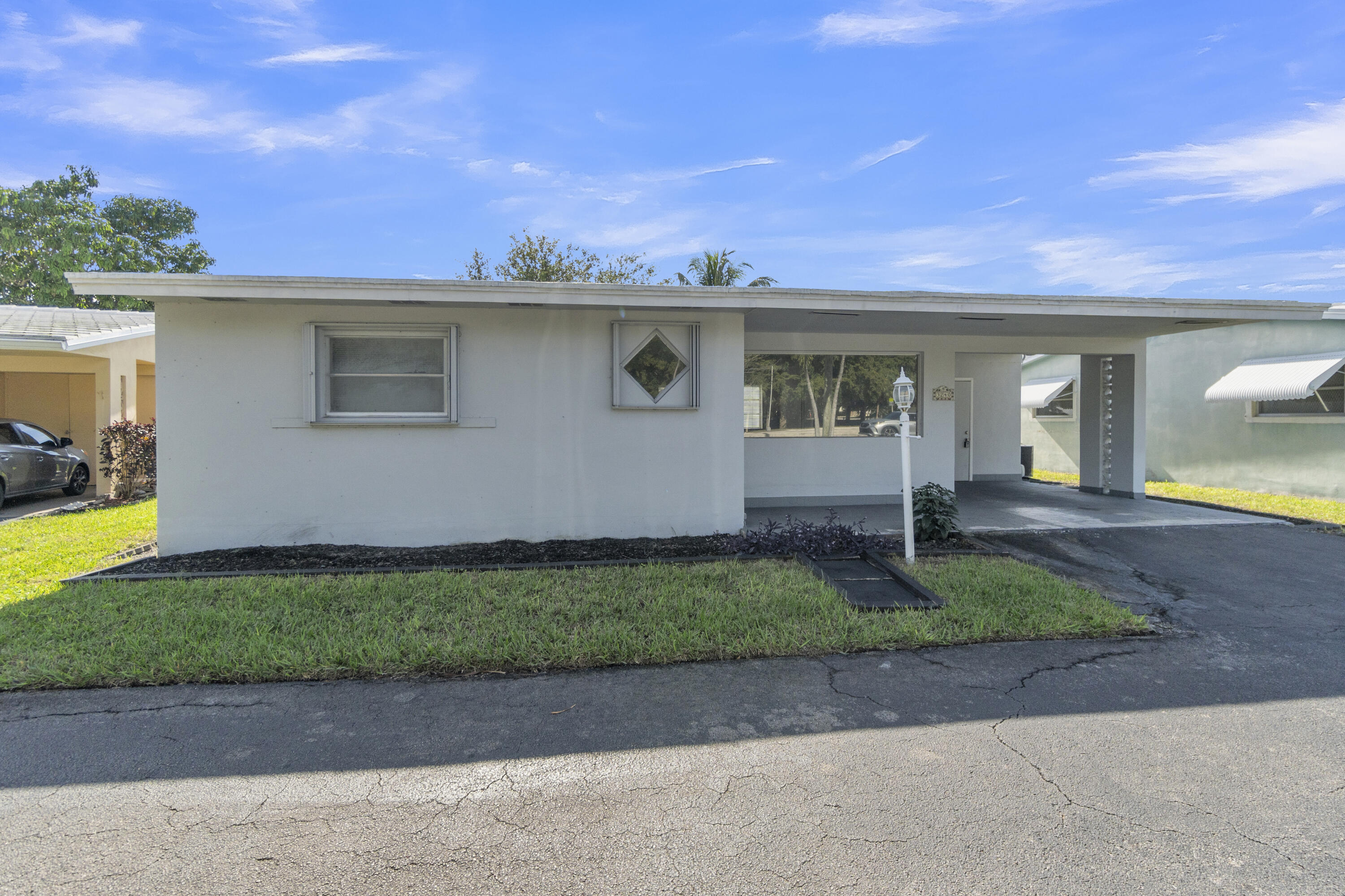 3240 SHERIDAN Lane # 117, Hollywood FL 33021