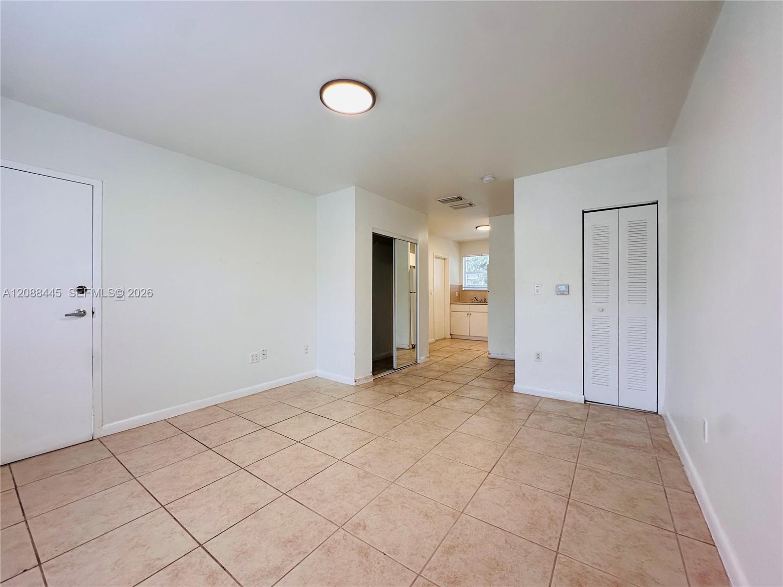 573 NE 82nd St # 6 — Photo 3