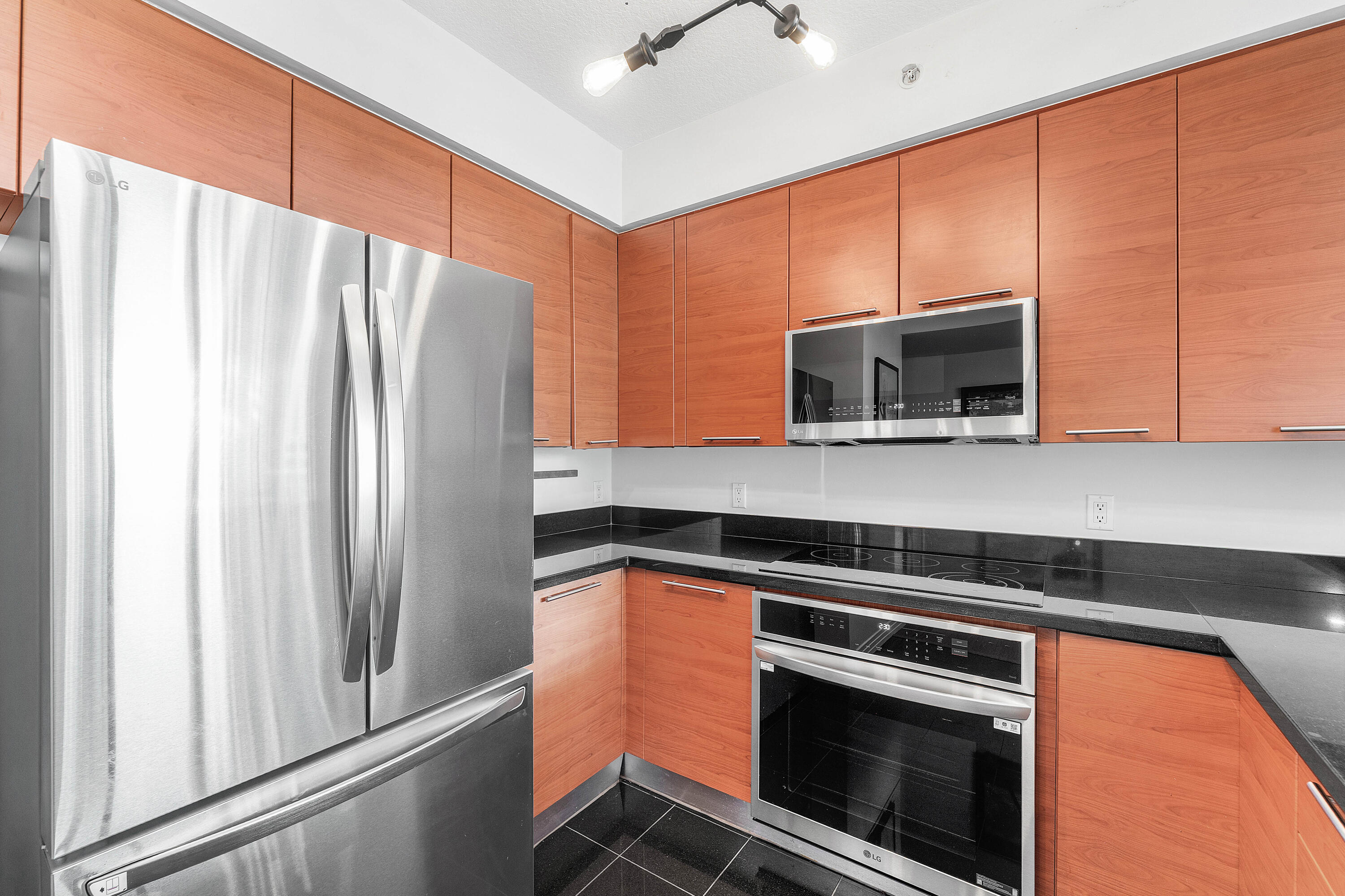 350 SE 2nd Street # 1730 — Photo 5