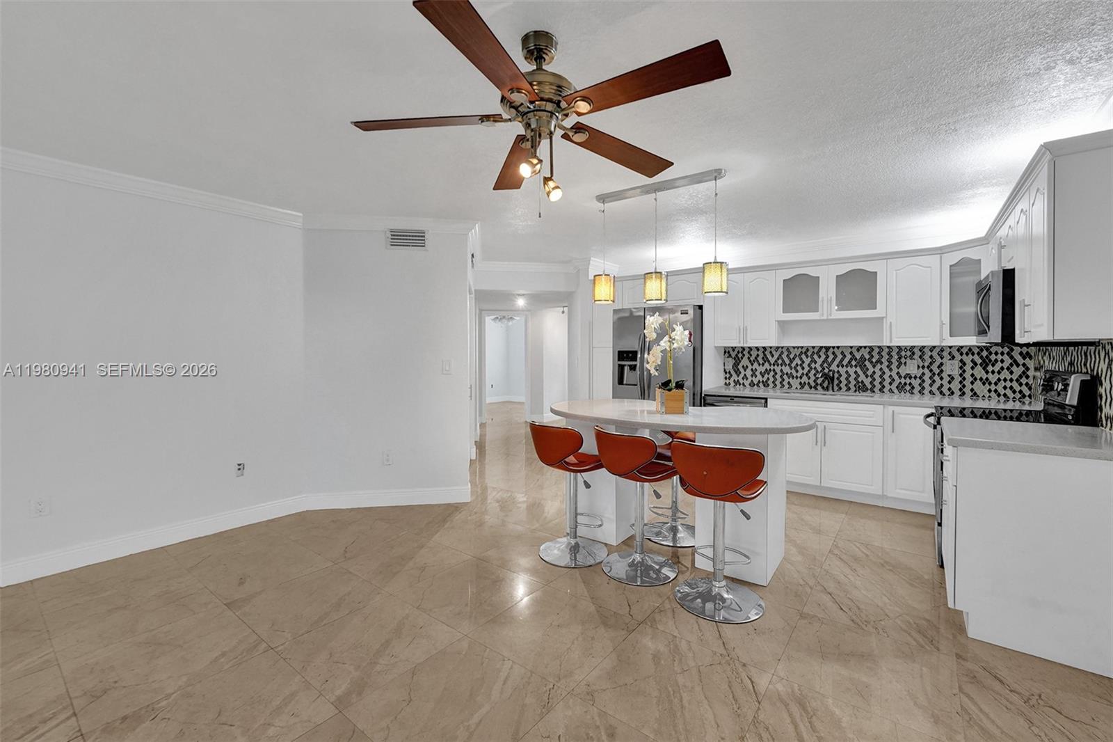 21300 San Simeon Way # P6, Miami FL 33179