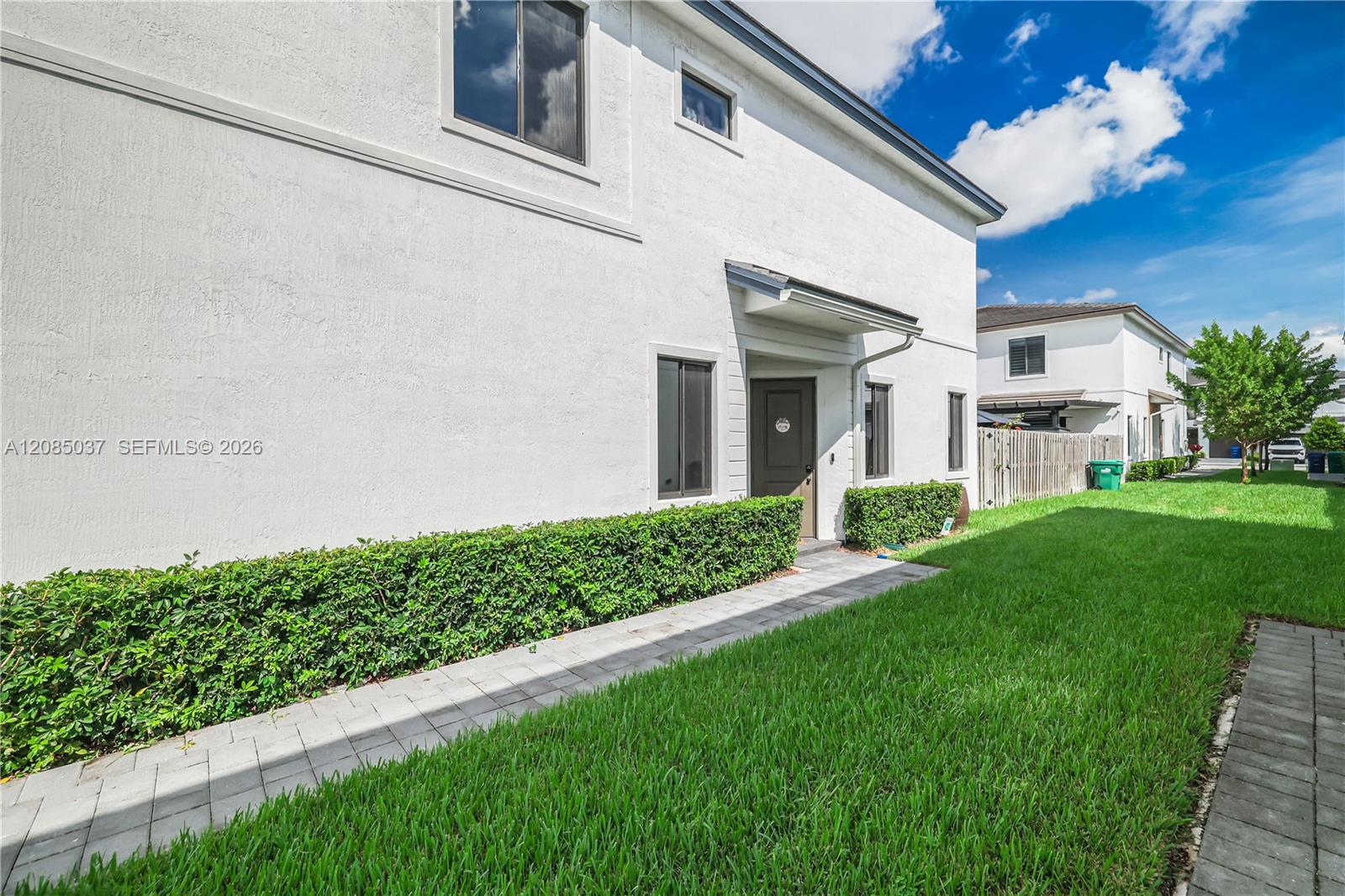 10841 SW 233rd St — Photo 4
