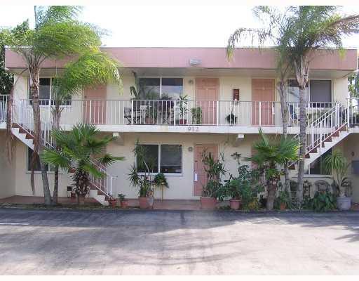 912 NE 17th Court # 4, Fort Lauderdale FL 33305