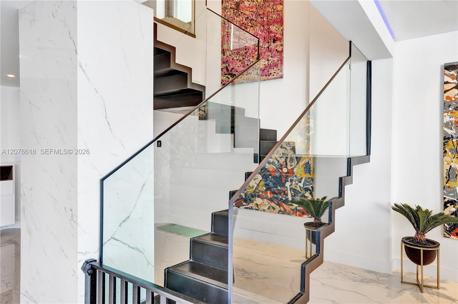 4000 Island Blvd # PH2 — Photo 3