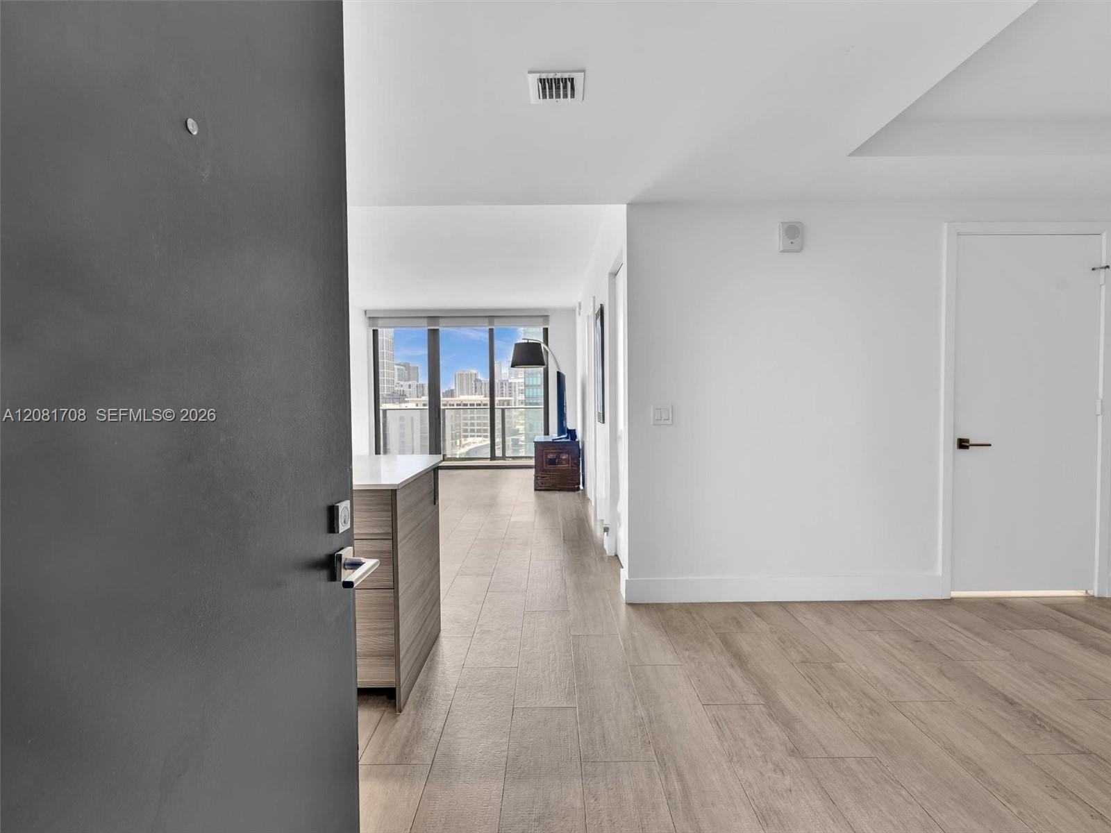 121 NE 34th St # 1602 — Photo 2