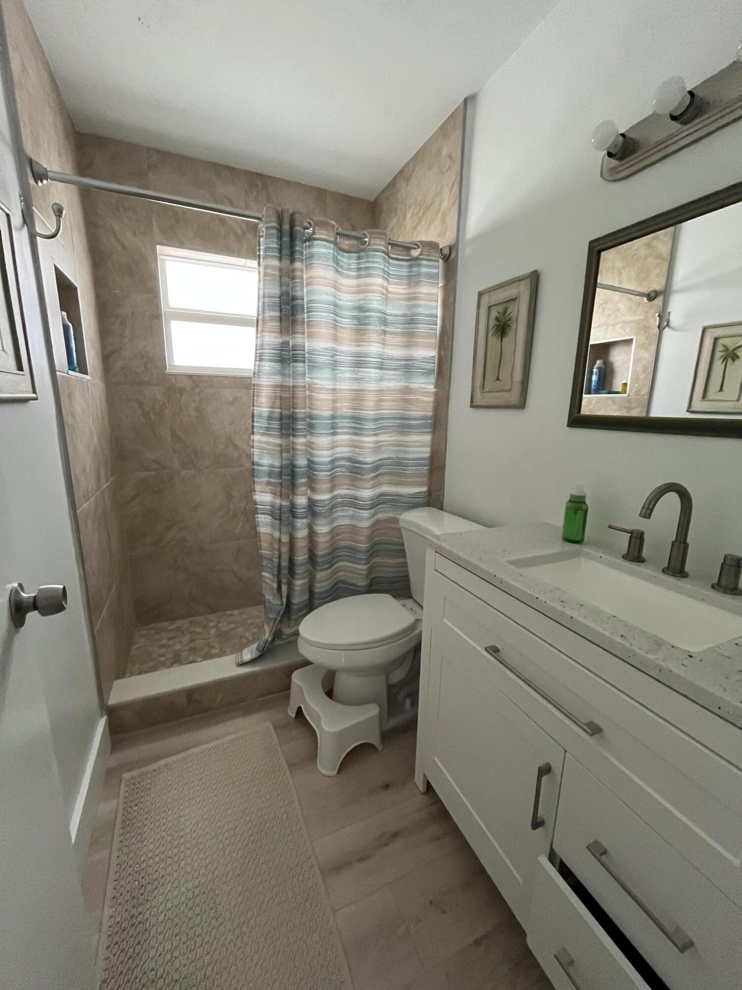 2737 NE 28TH Street # 9W — Photo 5