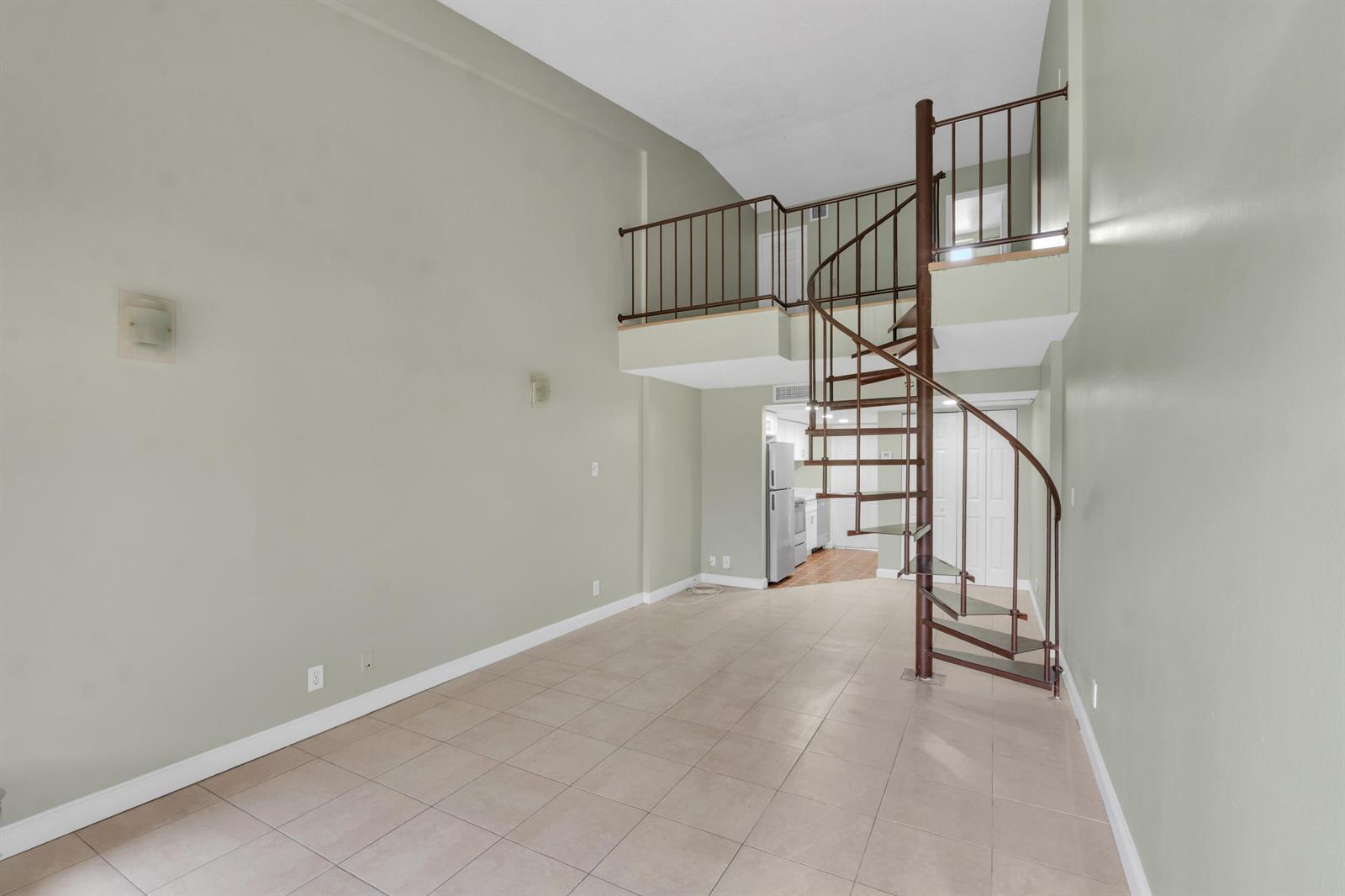 4171 NW 26th St T2-4