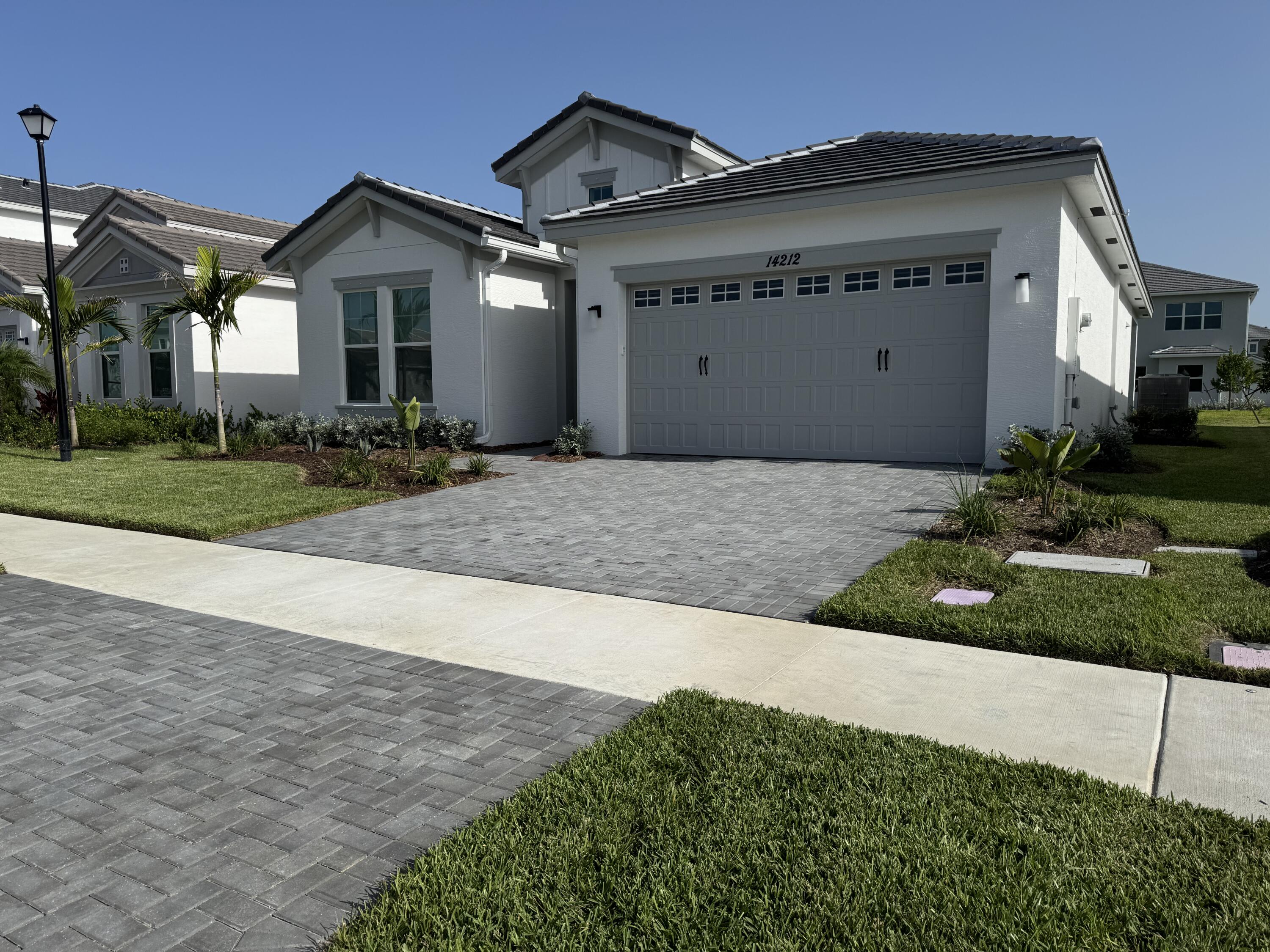 14212 Spruce Pne Drive — Photo 2