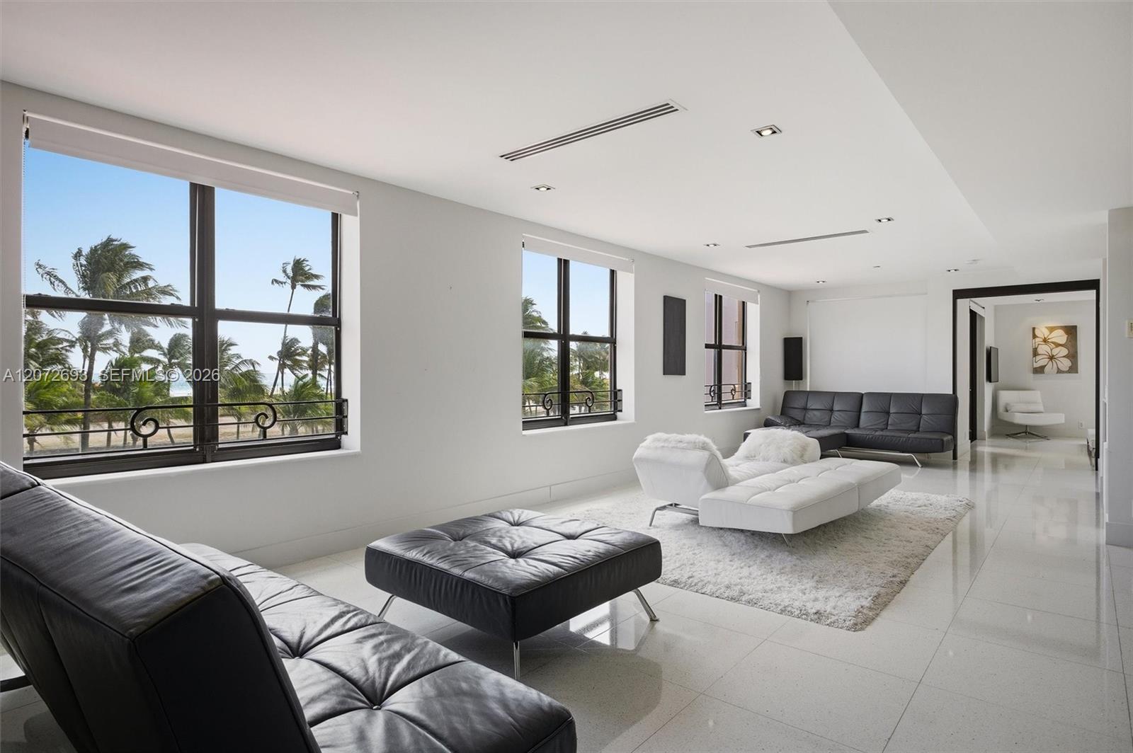 1330 Ocean Dr # 3CA — Photo 4