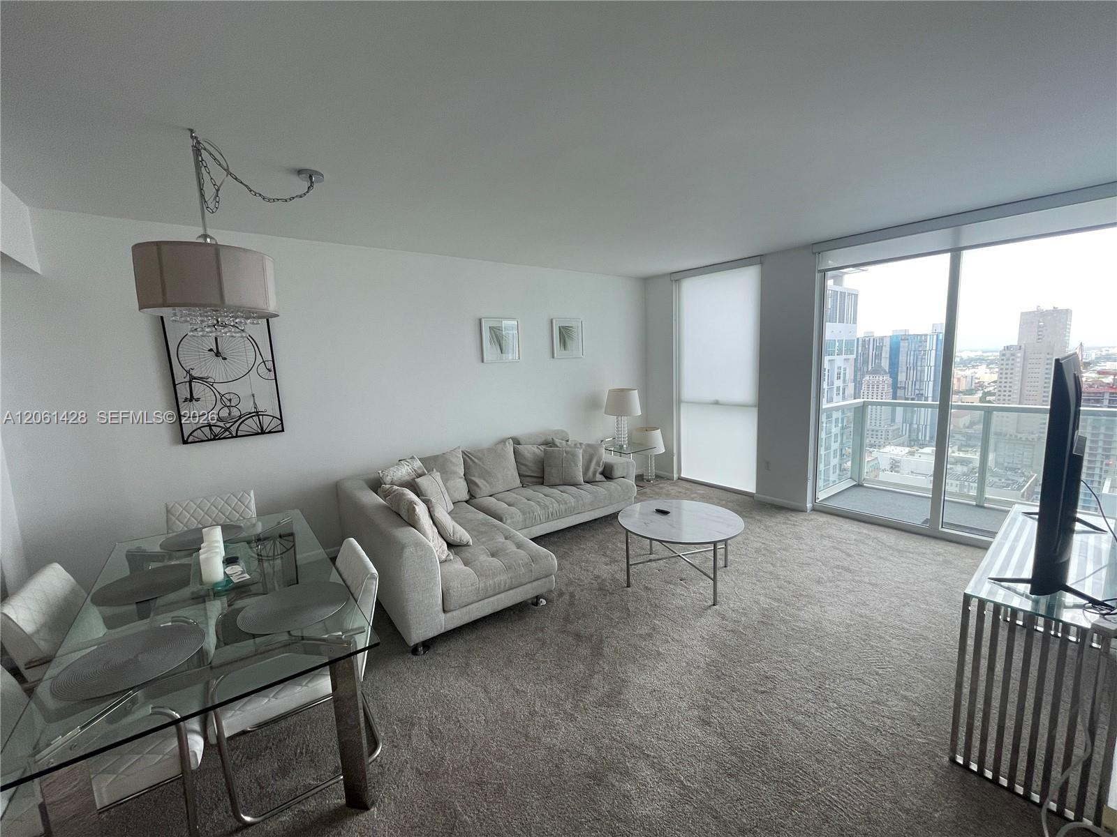 253 NE 2nd St # 3806, Miami FL 33132