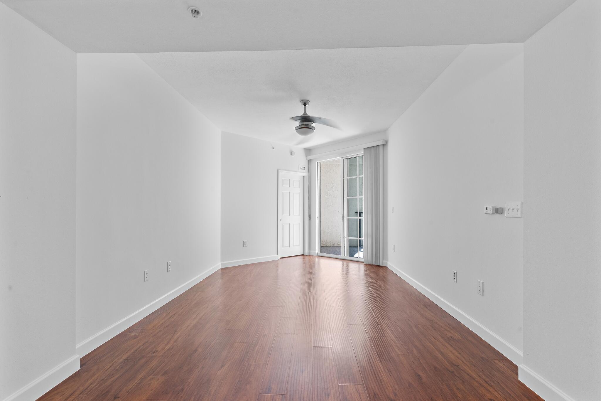 533 NE 3rd Avenue # 425 — Photo 3