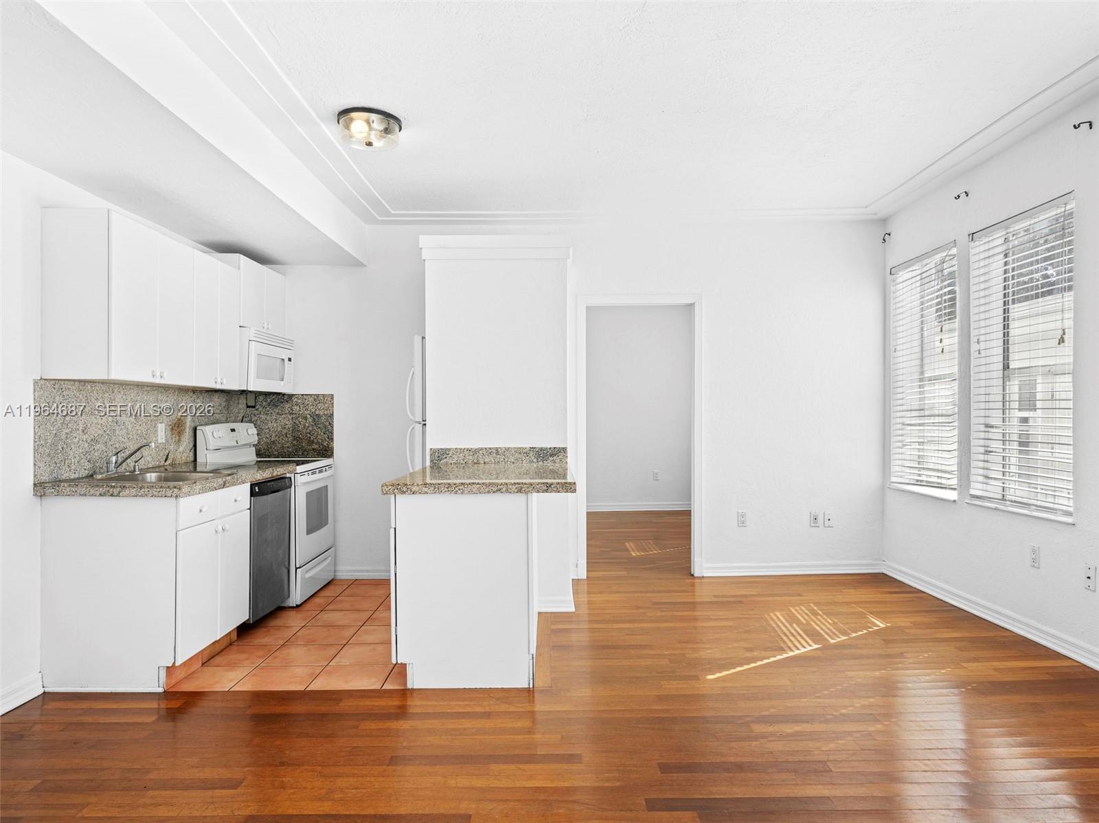 1027 Pennsylvania Ave # 206, Miami Beach FL 33139