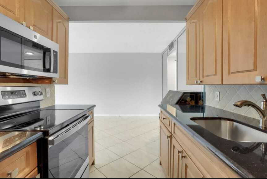 2053 Cornwall C, Boca Raton FL 33434