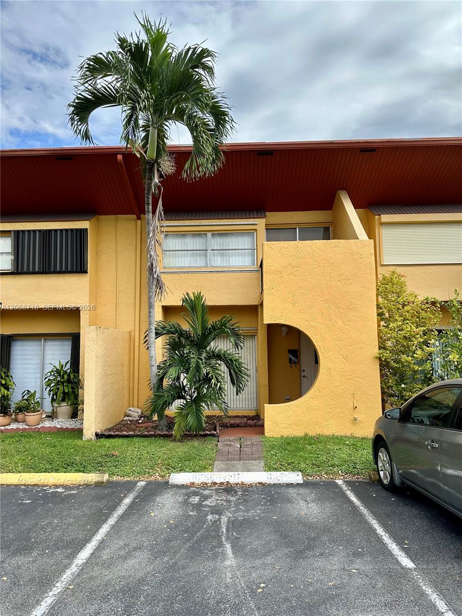 13705 SW 84th St # F, Miami FL 33183