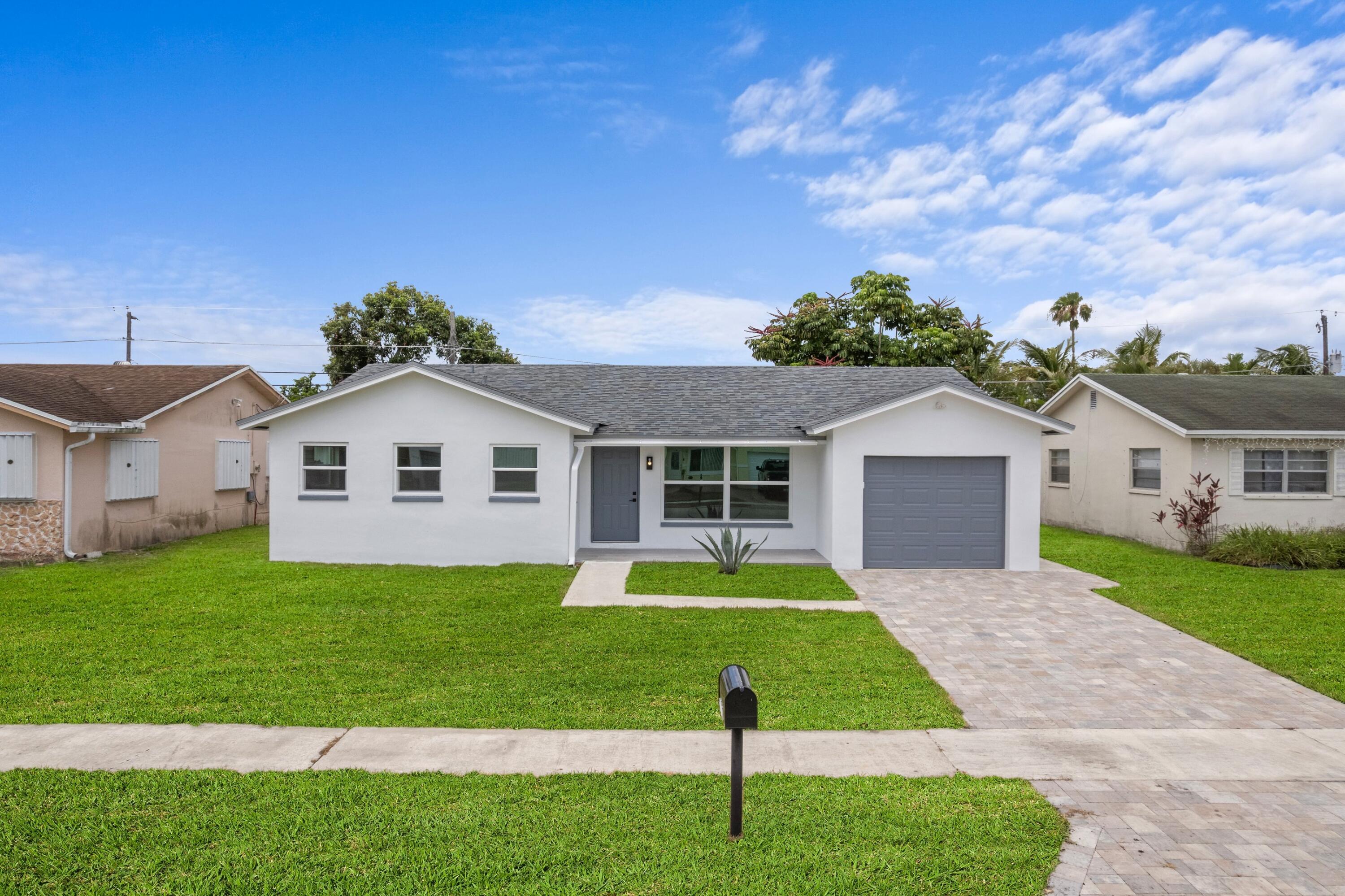 22171 SW 62nd Avenue, Boca Raton FL 33428