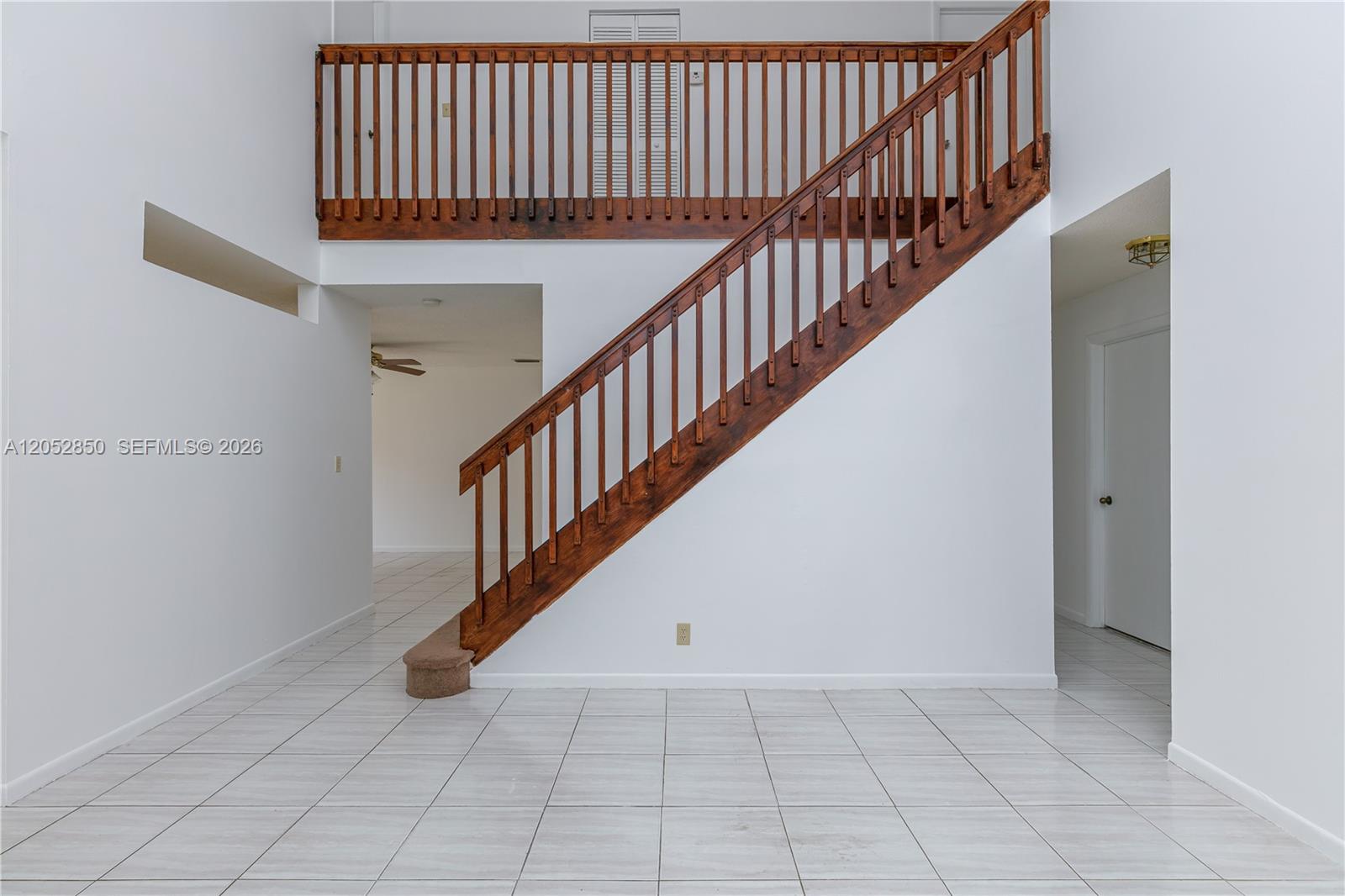 2592 W Saratoga Dr — Photo 4