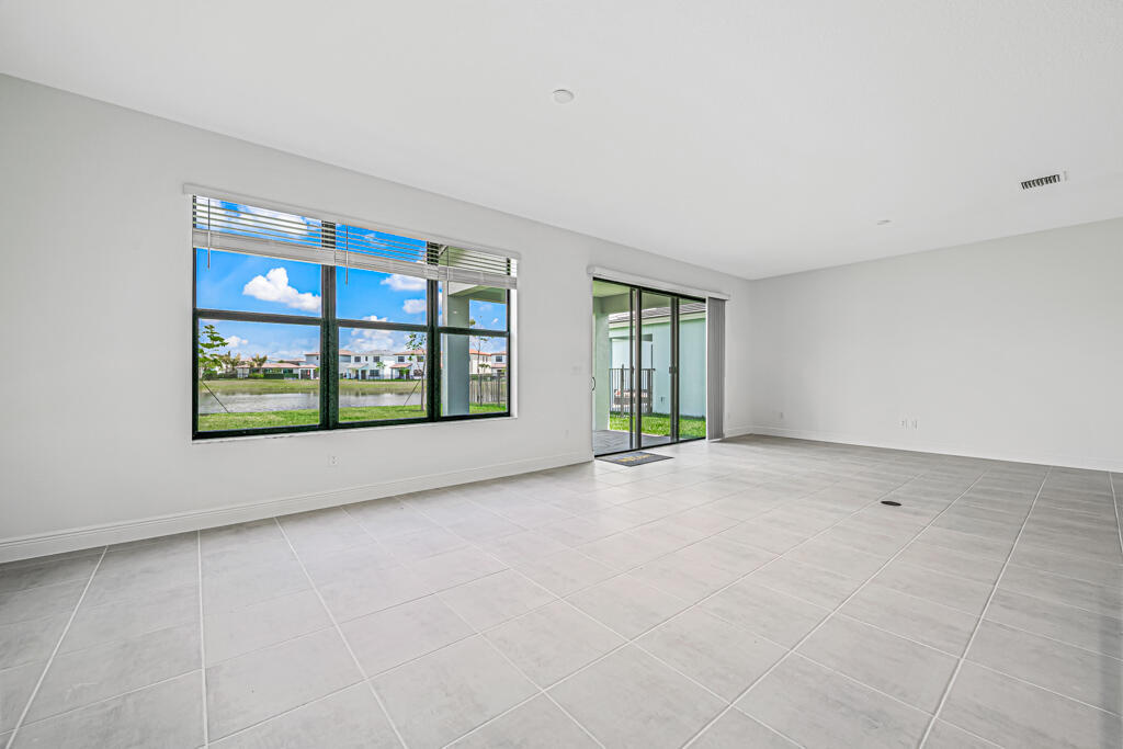 16469 Sea Turtle Place — Photo 5