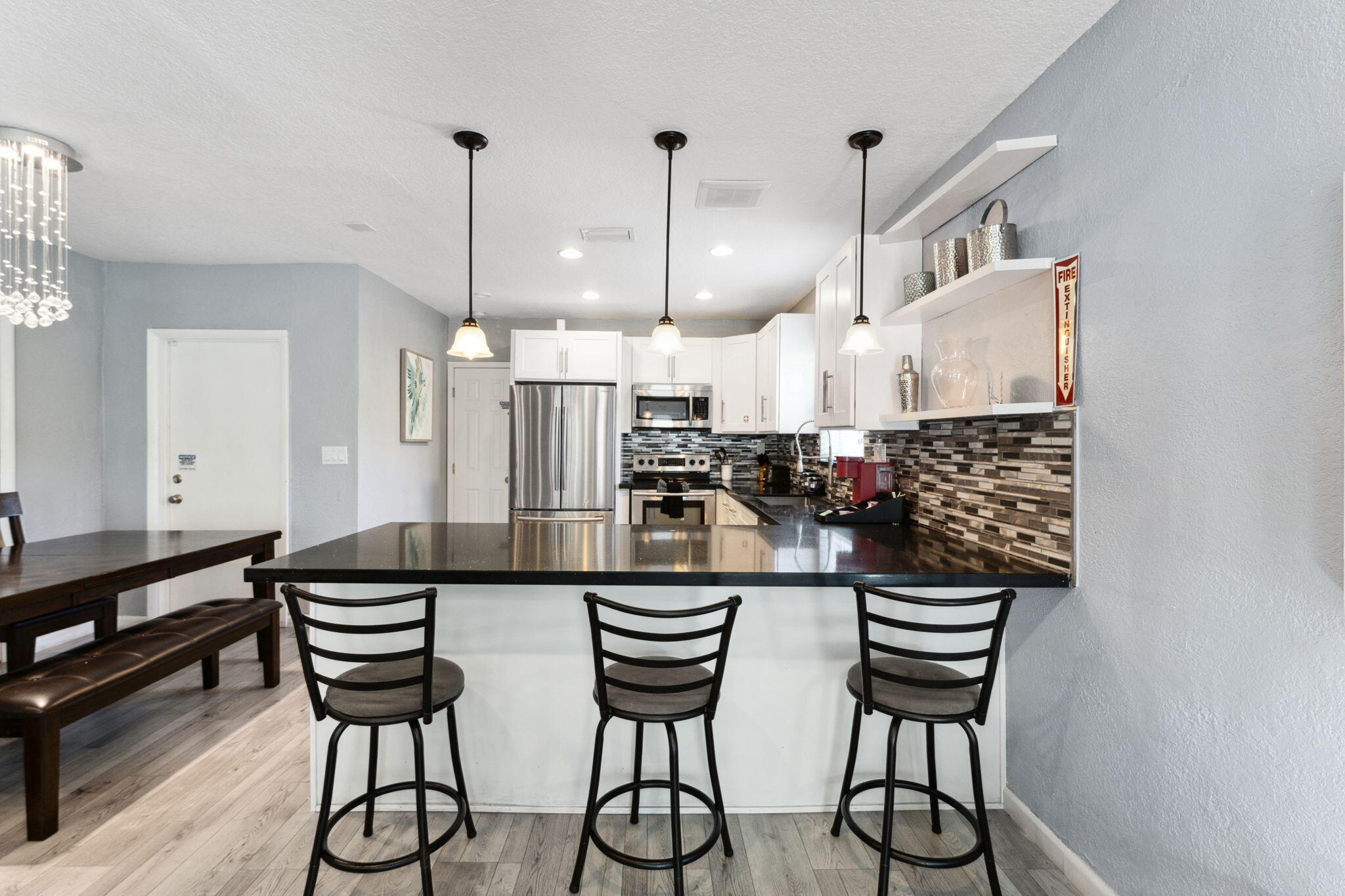 1631 N Andrews Square — Photo 3